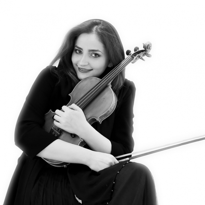 Yeganeh Hosseininia